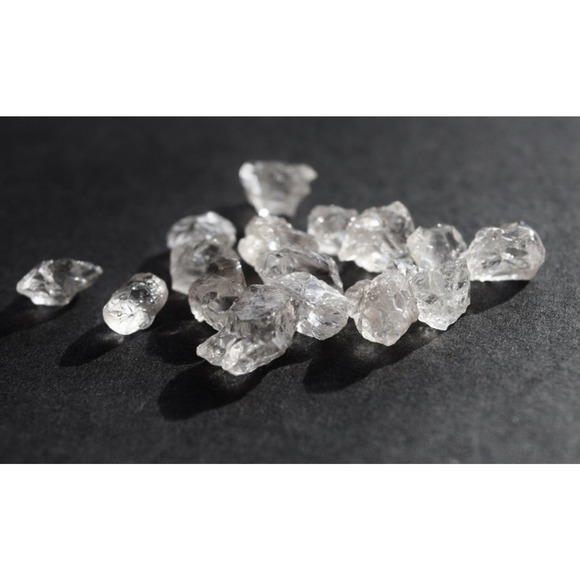 5 pcs size 10-20mm Quartz Raw Rough Natural Bulk Stones Small Raw - Picture 2 of 3